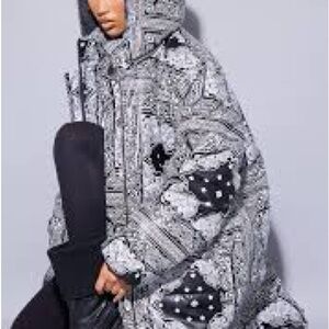 Pretty Little Thing Paisley/Bandana Print Black Puffer Parka US 2